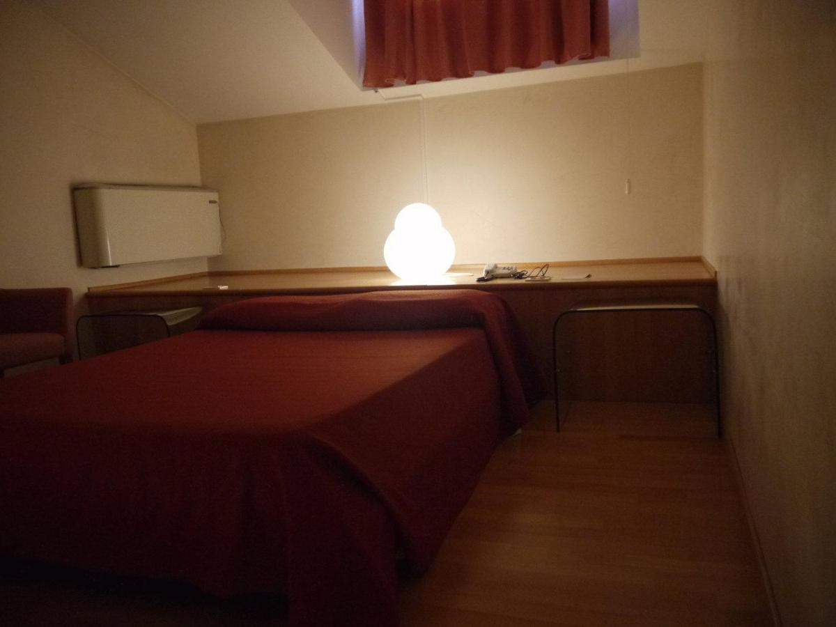 Hotel Le Cardinal Bastiglia Buitenkant foto