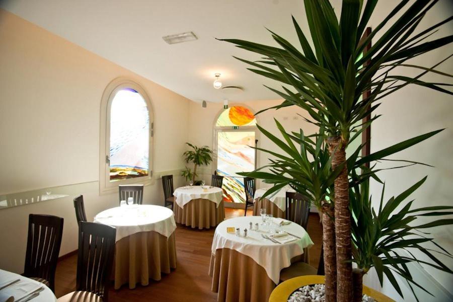 Hotel Le Cardinal Bastiglia Buitenkant foto